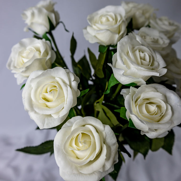 Roses - Realistic Artificial Flowers