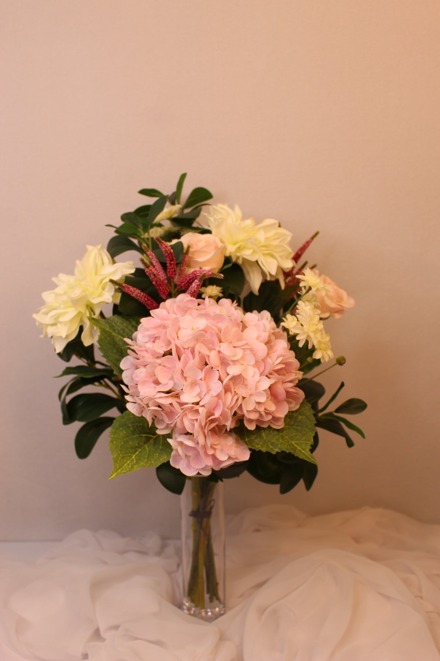 Light Pink Rose and Hydrangea Bouquet '88'