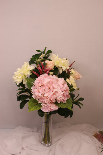 Light Pink Rose and Hydrangea Bouquet '88'