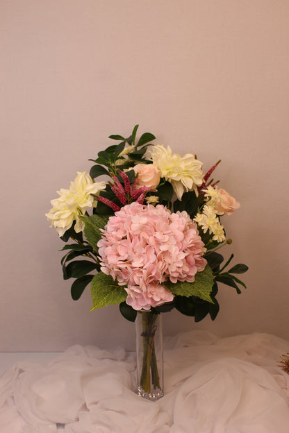 Light Pink Rose and Hydrangea Bouquet '88'