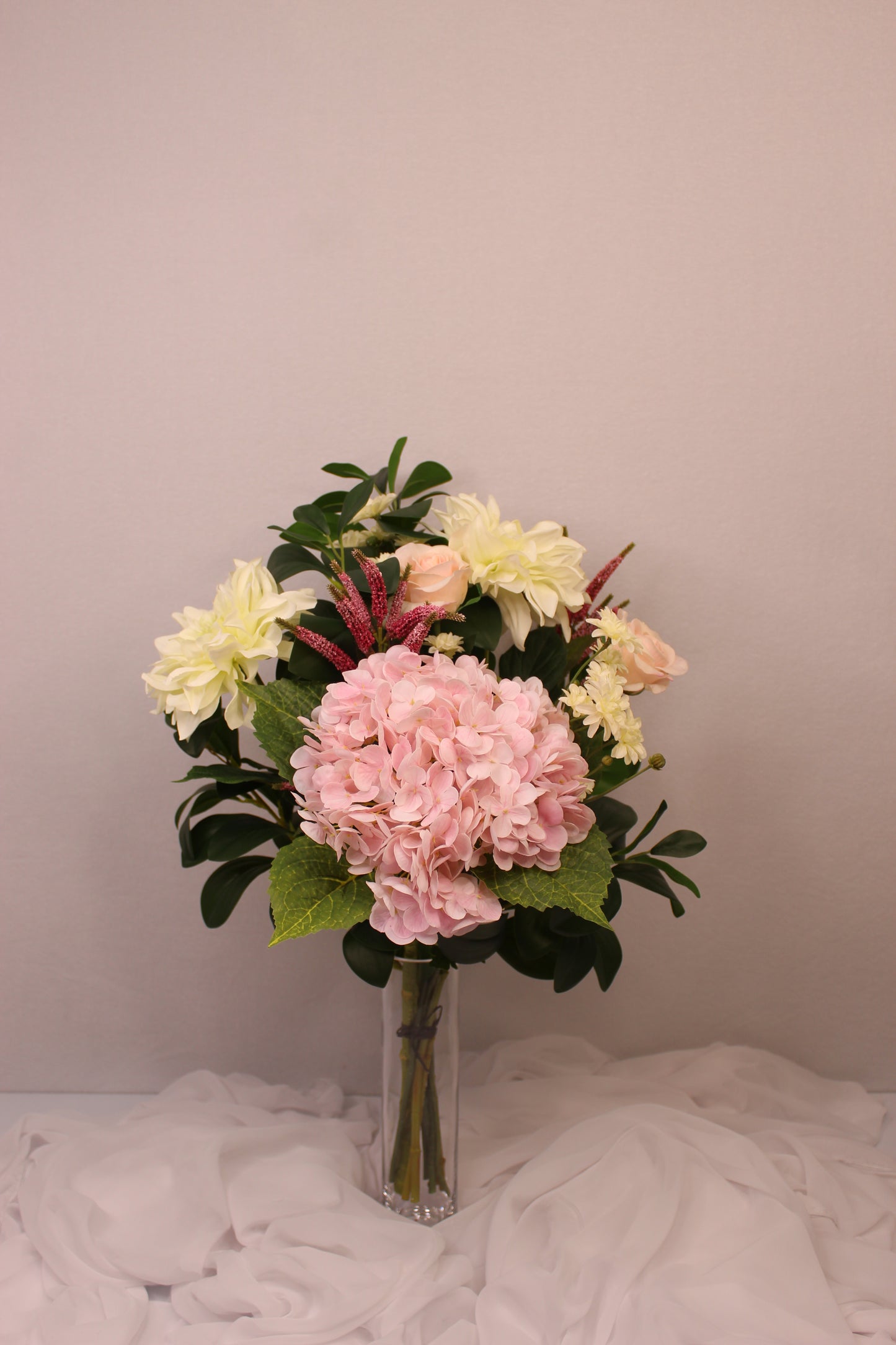 Light Pink Rose and Hydrangea Bouquet '88'