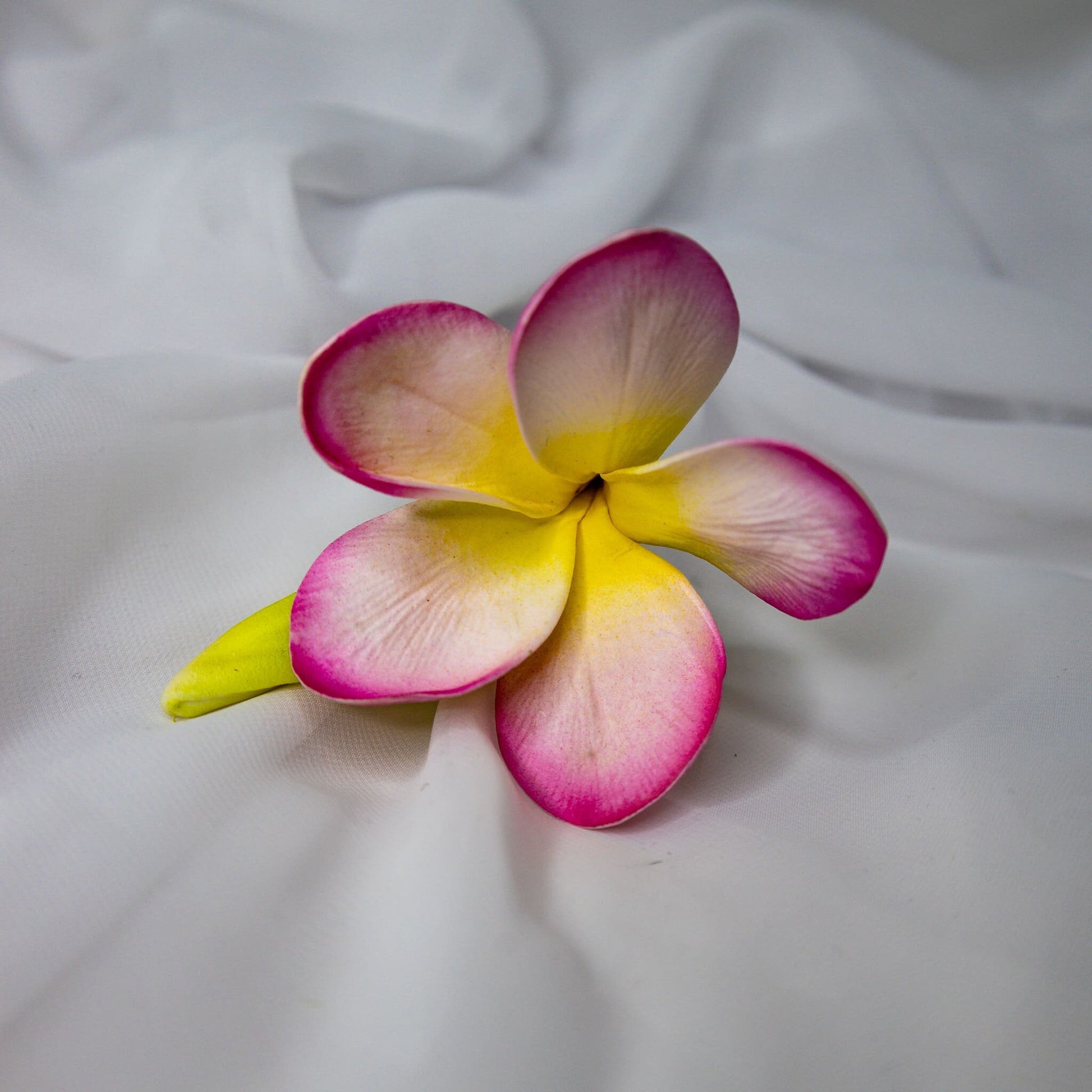 artificial Light Pink with Buds Frangipani Flowerhead