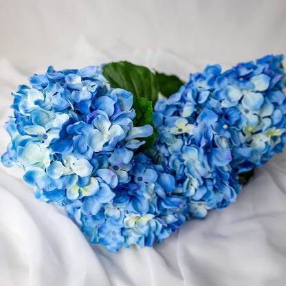 artificial Blue Hydrangea Soft Touch closer look